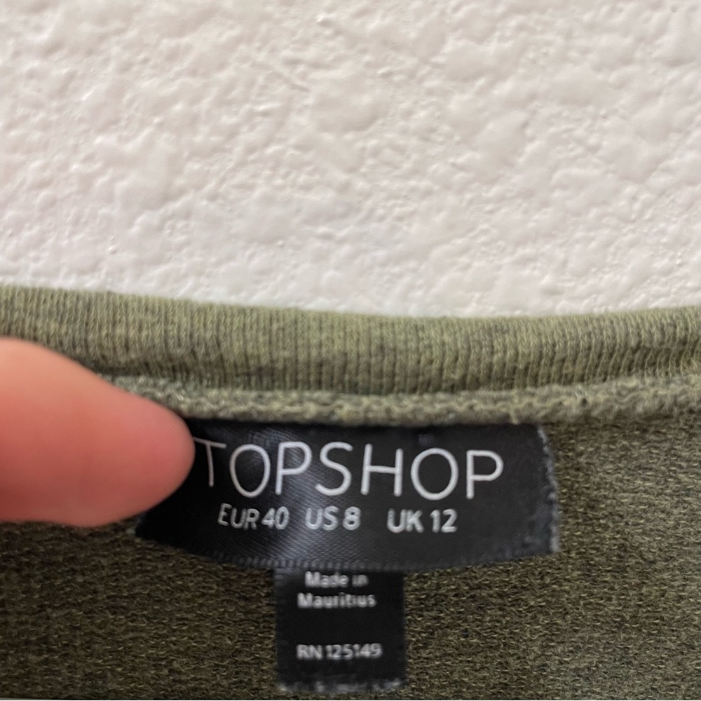 **DONATED** Topshop sweater olive green size 8 - Picture 2 of 3